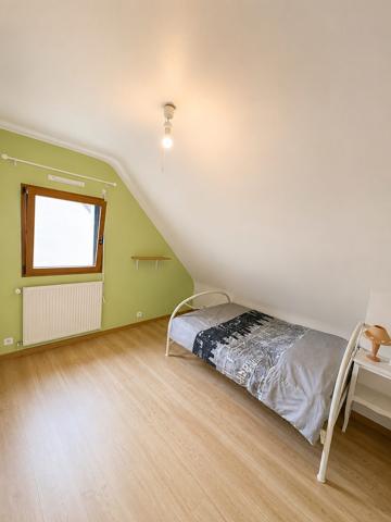 Maison familiale à Questembert – 4 chambres, jardin clos de 1 075 m²