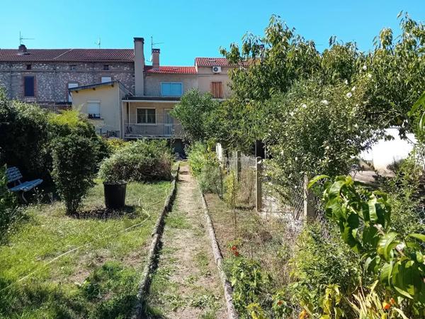Vente                                                      Maison
                        
                     4 pièces                      136 m2                     à Blaye-les-Mines