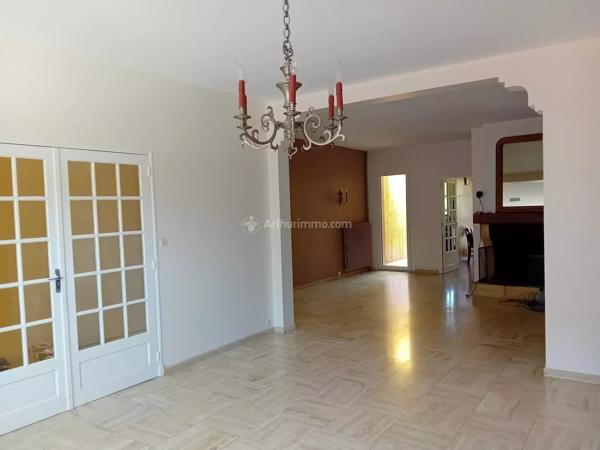 Vente                                                      Maison
                        
                     4 pièces                      136 m2                     à Blaye-les-Mines