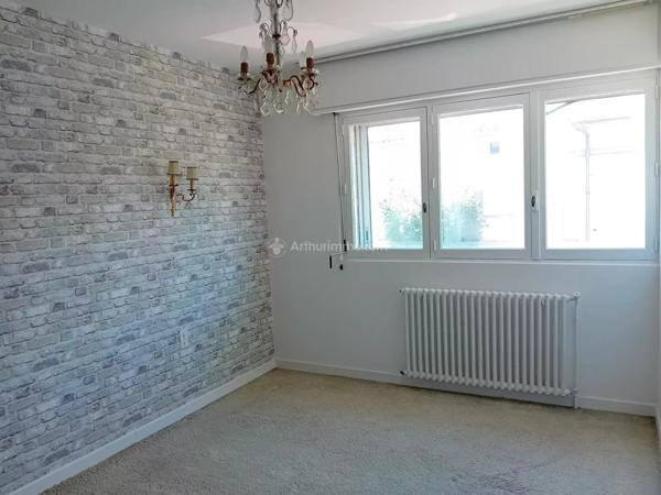 Vente                                                      Maison
                        
                     4 pièces                      136 m2                     à Blaye-les-Mines