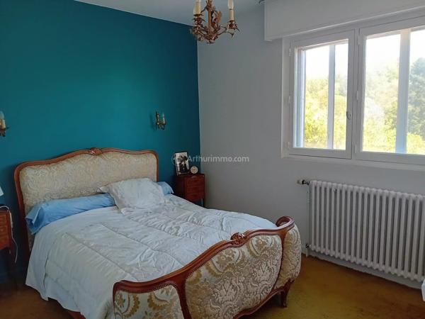 Vente                                                      Maison
                        
                     4 pièces                      136 m2                     à Blaye-les-Mines