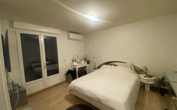 Maison à vendre    5 pièces • 160,43 m2 Villemomble