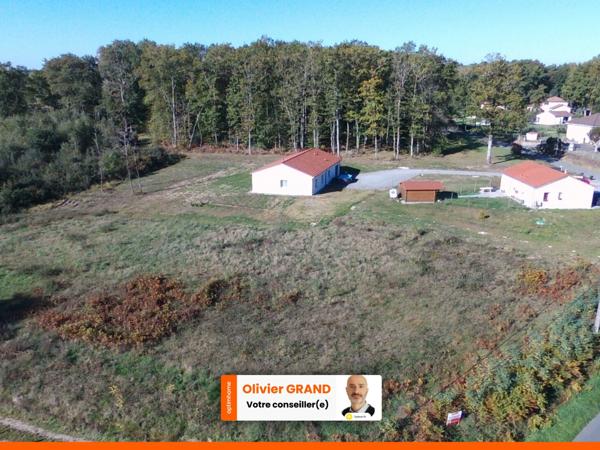 TERRAIN 1140M² - PROCHE CENTRE-BOURG