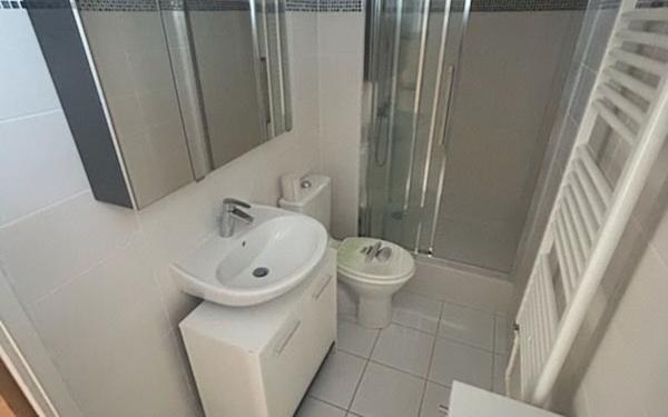 Appartement à vendre    1 pièce • 31,07 m2 Saint-Maur-des-Fossés