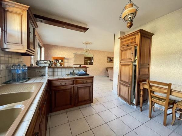 Maison à vendre à Le Mans dans la Sarthe (72000), ref : 72033-233