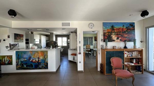 VILLA SUR LES TOITS À LA MÉDIATHÈQUE