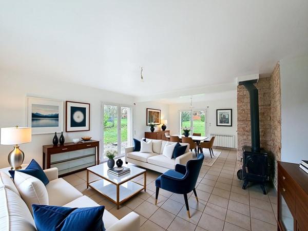LOCHRIST :  Maison familiale au calme avec grand jardin