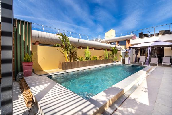 Maison
         5 pièces
        - 170 m² Exclusivité 399 000 € *