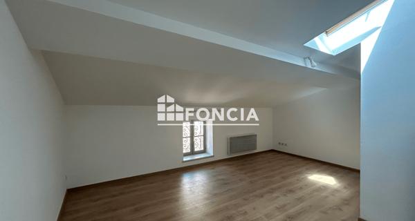 Location Appartement 3 pièces 64.34 m² - Villefranche-sur-saône 69400