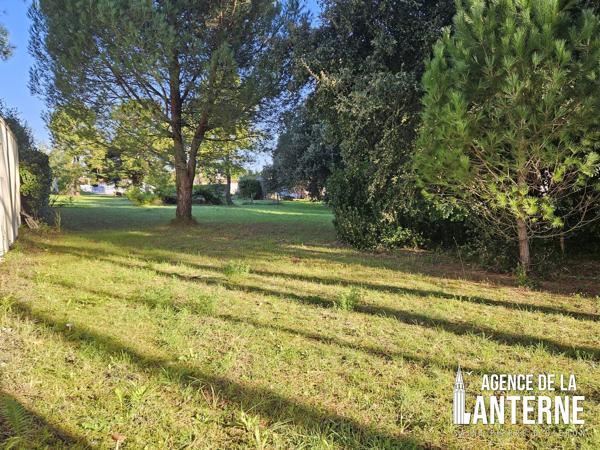 DOMINO Centre Bourg - Terrain à bâtir 920 m²