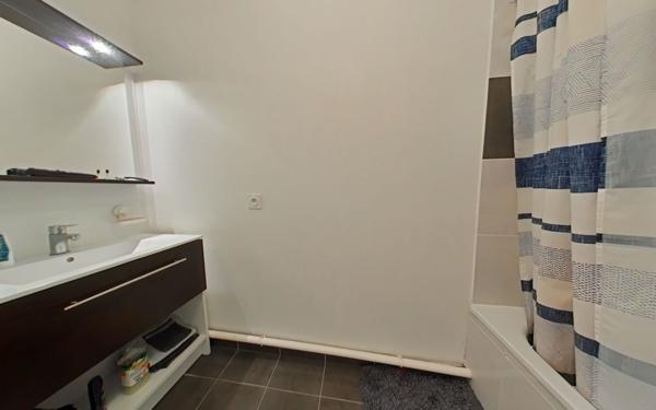 Appartement à louer    2 pièces • 49 m2 Fondettes