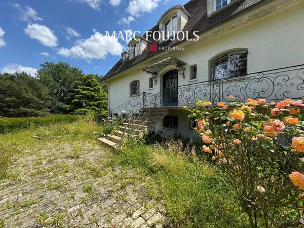 Grande Maison Familiale sur Plus de 2 Hectares avec Étang et Dépendance