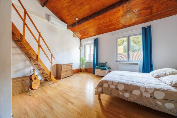 Simiane Collongue- Maison de Village 130m2