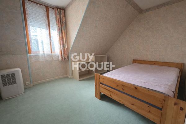 Maison au Coudray Montceaux