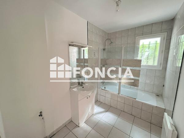 Location Appartement 3 pièces 58.74 m² - 38 RUE DE LA LAVANDE Rognac 13340