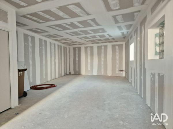 Location local d’activité 72 m² Houdan