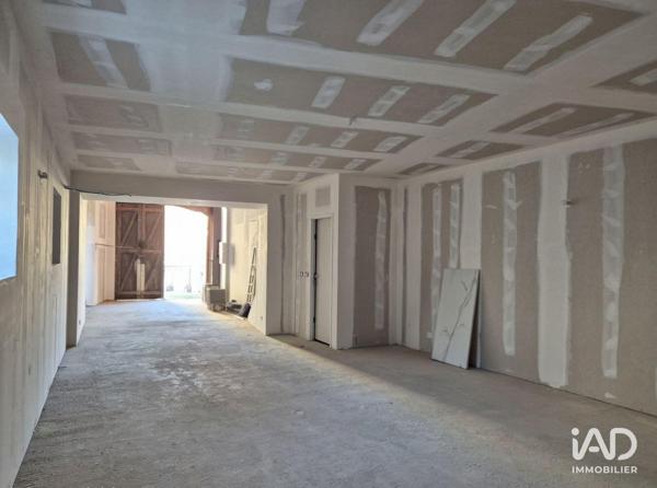 Location local d’activité 72 m² Houdan