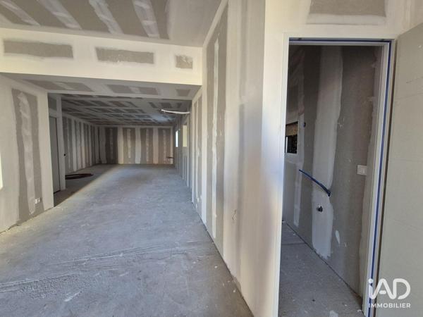 Location local d’activité 72 m² Houdan
