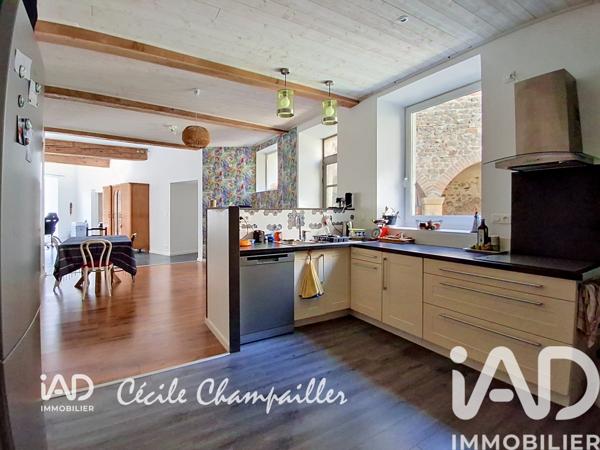 Maison à vendre 7 pièces 240 m² Pélussin