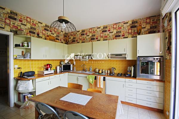 Maison 7 pièce(s) 5 chambre(s) 173 m²