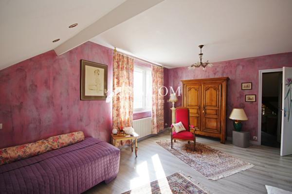 Maison 7 pièce(s) 5 chambre(s) 173 m²