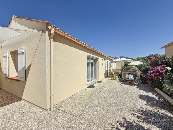 Plain pied - 3 chambres - 50m de la mer