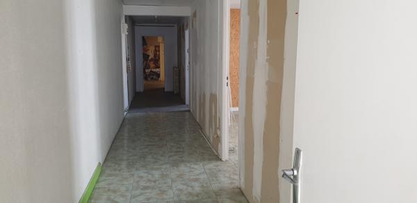 Bureaux 100m² – St jean de linieres