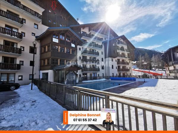 Bel appartement 2P/ T2 de 28 m2 avec grand balcon dans un chalet, au pied d'une piste