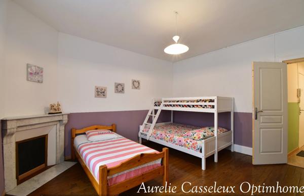 Immeuble de rapport avec 4 logements sur LA FERE