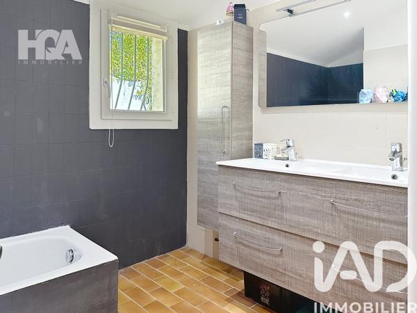 Maison à vendre 6 pièces 142 m² Le Lavandou