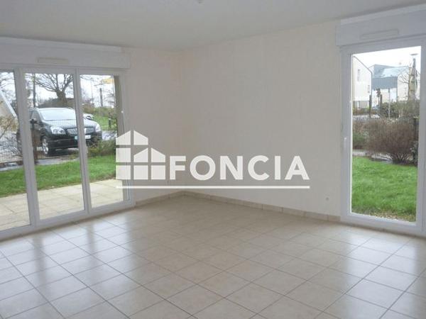 Location Appartement 3 pièces 67.8 m² - 10 AVENUE PIERRE POIVRE - APT 5 Avrille 49240