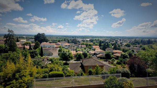 BEYNOST propriété de 223.7m2 habitable avec vue panoramique sur 1800m2 de terrain à vendre  (01)