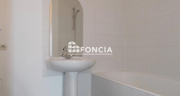Location Appartement 3 pièces 53.61 m² - L'haÿ-les-roses 94240
