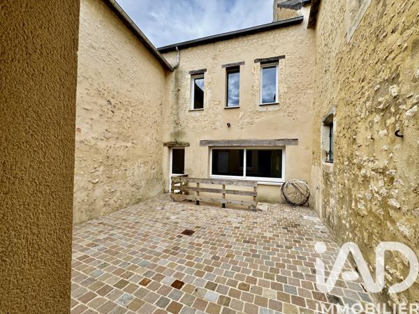 Maison à vendre 4 pièces 104 m² Noyen-sur-Sarthe