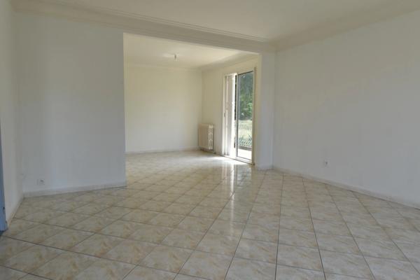 Appartement à louer 4 pièces CASSENEUIL (47) avec jardin, balcon, belle vue dégagée