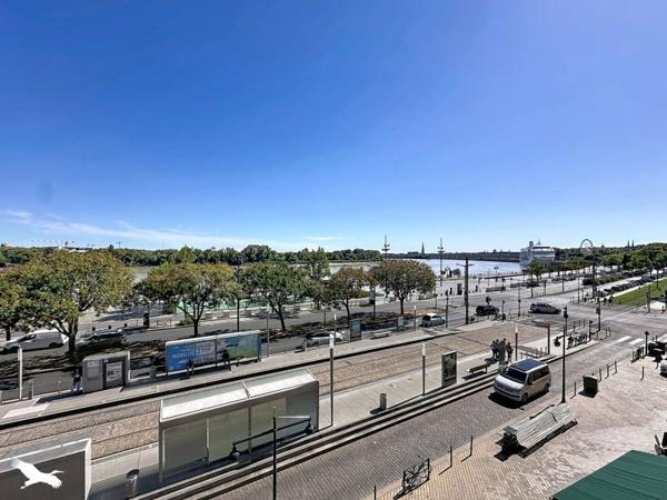 Appartement 399 950 € Bordeaux 3 p 60 m² DPE C