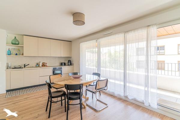 Appartement 386 000 € Bordeaux 3 p 67 m² DPE B