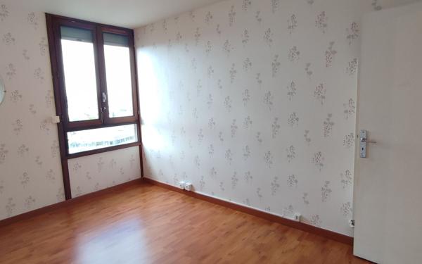 Appartement à vendre    4 pièces • 107,63 m2 Tarbes