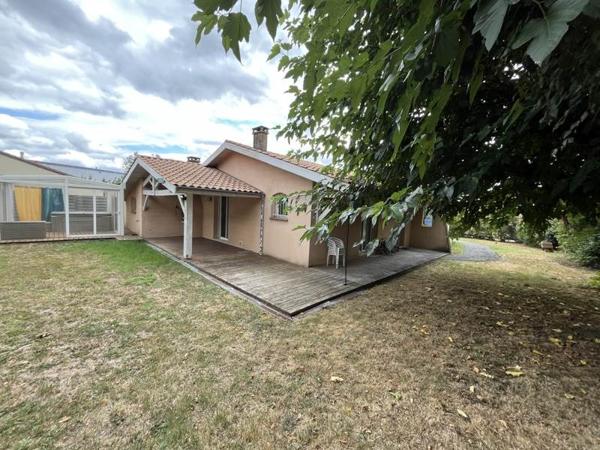 Maison à louer 1 250 € CC Léognan 4 p 107 m² DPE D