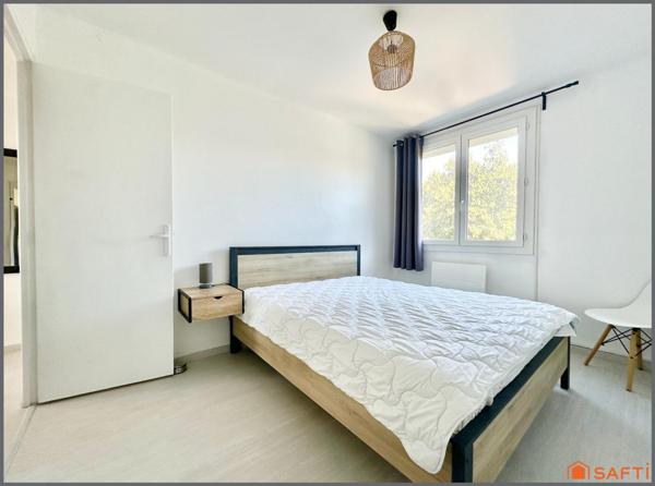 Appartement T4 au 3ème étage avec balcon et cave