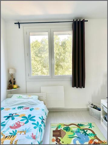 Appartement T4 au 3ème étage avec balcon et cave