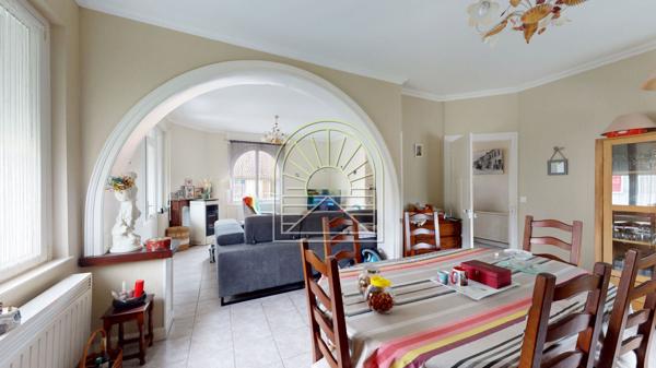 Maison 8 pièce(s) 3 chambre(s) 147 m²