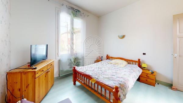 Maison 8 pièce(s) 3 chambre(s) 147 m²