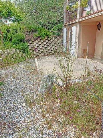 Vinsobres (26110) TRES JOLIE VILLA DE TYPE T5 AVEC PISCINE SUR LES HAUTEURS DE VINSOBRES