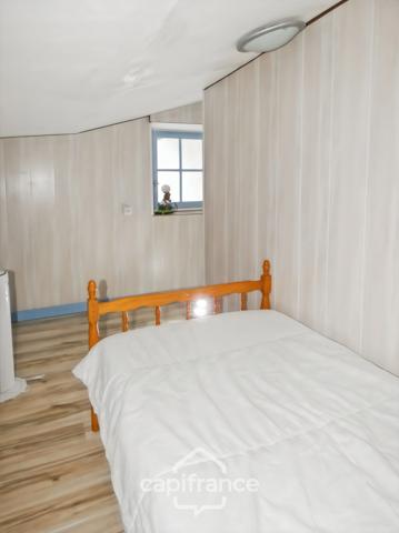 Maison à louer 5 pièces SAINT GENIES DE COMOLAS (30)