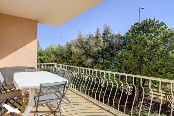 Maison à vendre |                                       Saint-Jean |                                        9 pièces  |  263 m²