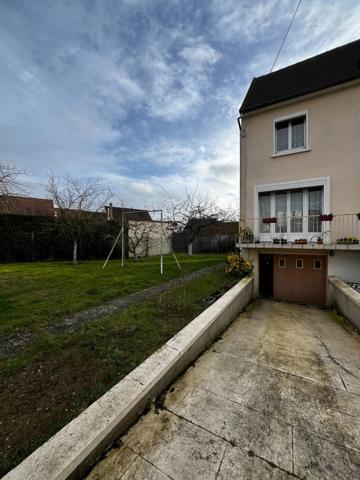 Maison à vendre 6 pièces (60)