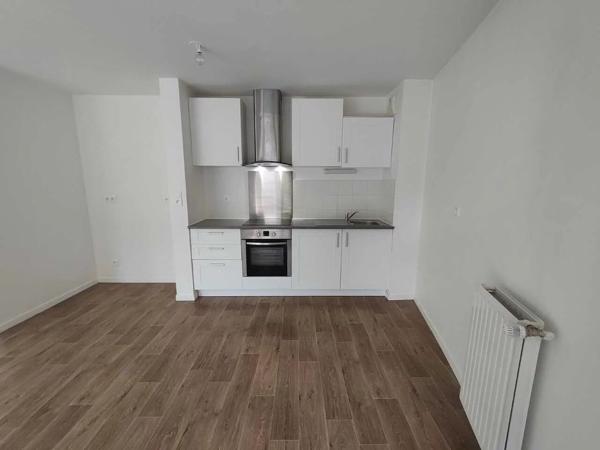 Vente                                                      Appartement
                        
                     3 pièces                      66 m2                     à Vertou