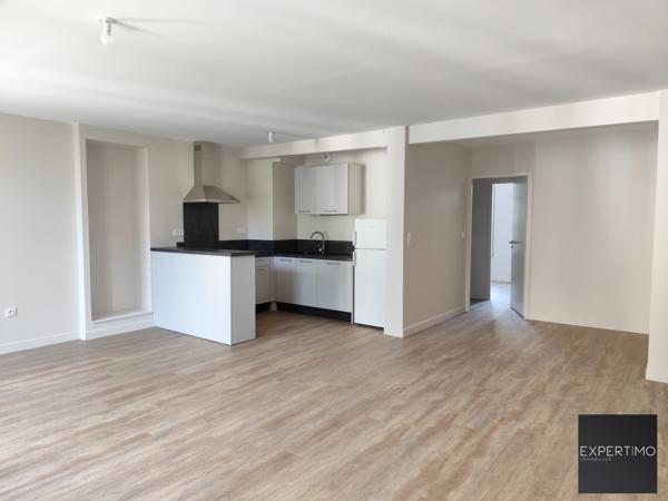 Bagnères-de-Luchon (31110) Appartement T4, 94,5 m² centre de Bagnères de Luchon