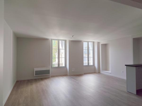 Bagnères-de-Luchon (31110) Appartement T4, 94,5 m² centre de Bagnères de Luchon